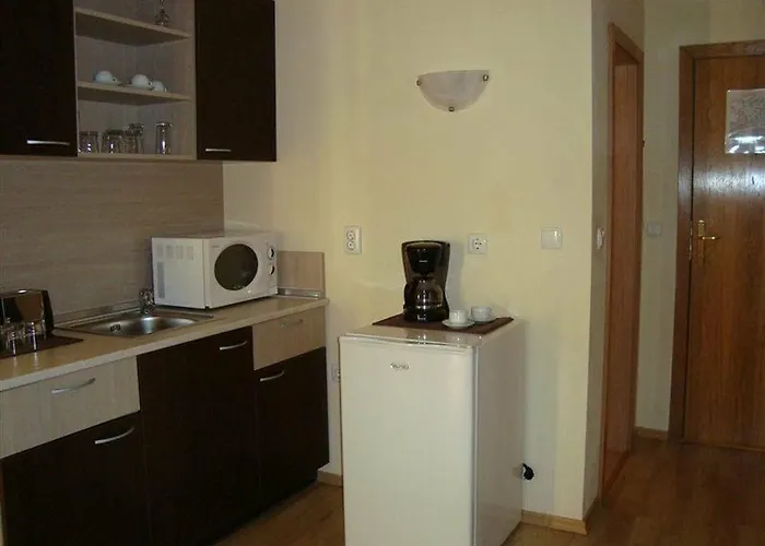 Vechna R Aparthotel 3*